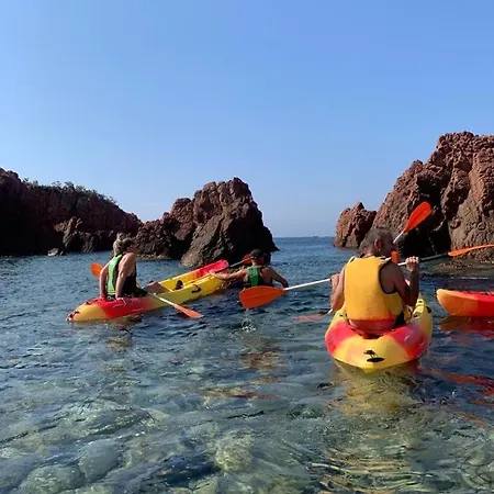 Esterel Family House Cote D'azur בית נופש